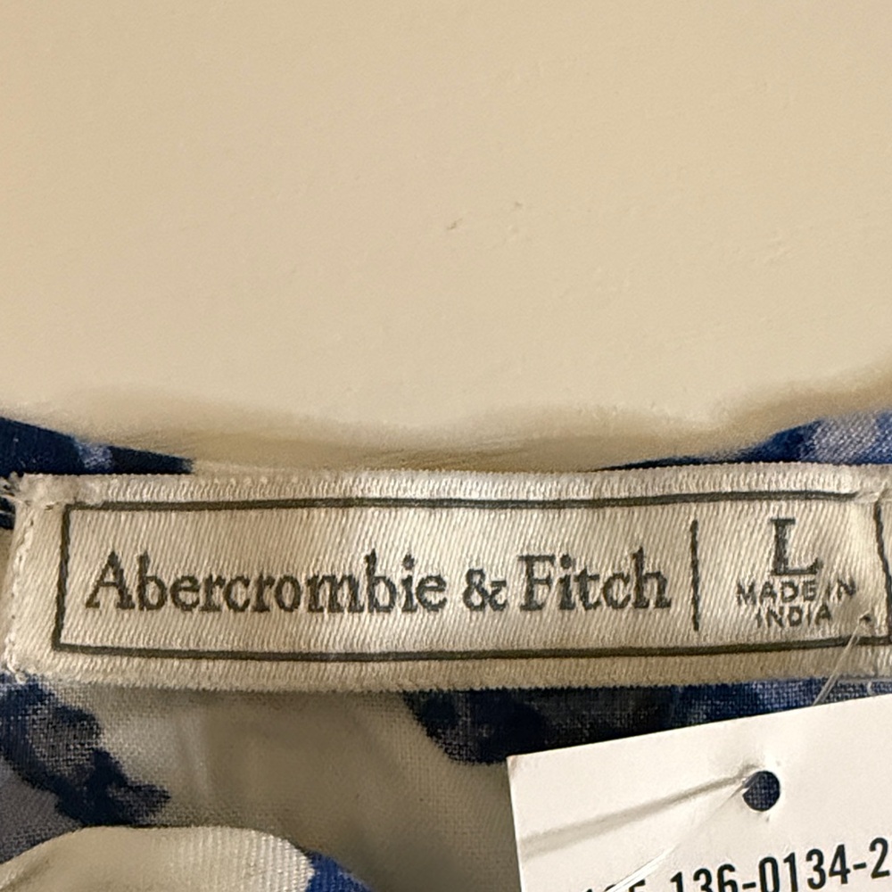 Abercrombie & Fitch Blue Floral Blouse - Picture 6 of 7